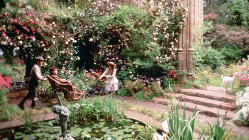 Den hemlighetsfulla trädgården